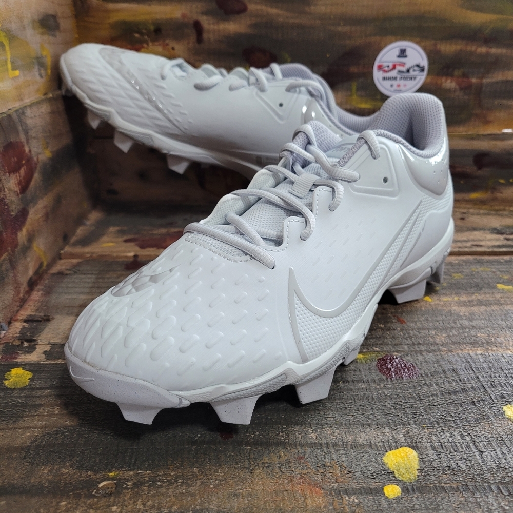 Women Nike athletic shoes size 9,10 new